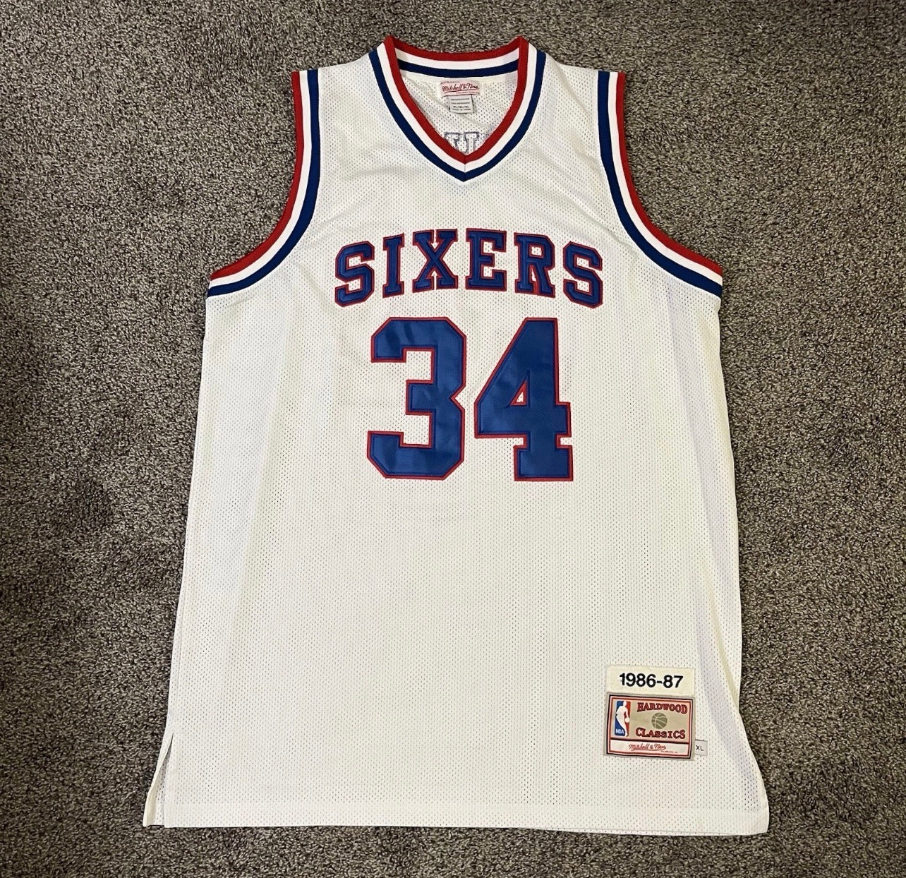 PHILADELPHIA 76ERS CHARLES BARKLEY WHITE VINTAGE JERSEY