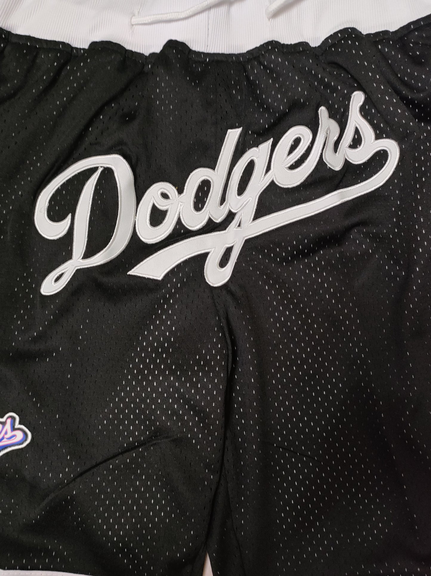 LOS ANGELES DODGERS BLACK SHORTS