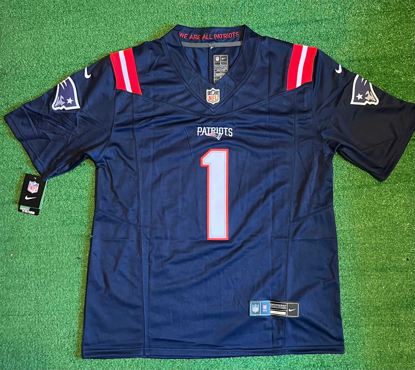 NEW ENGLAND PATRIOTS AJ BROWN BLUE JERSEY