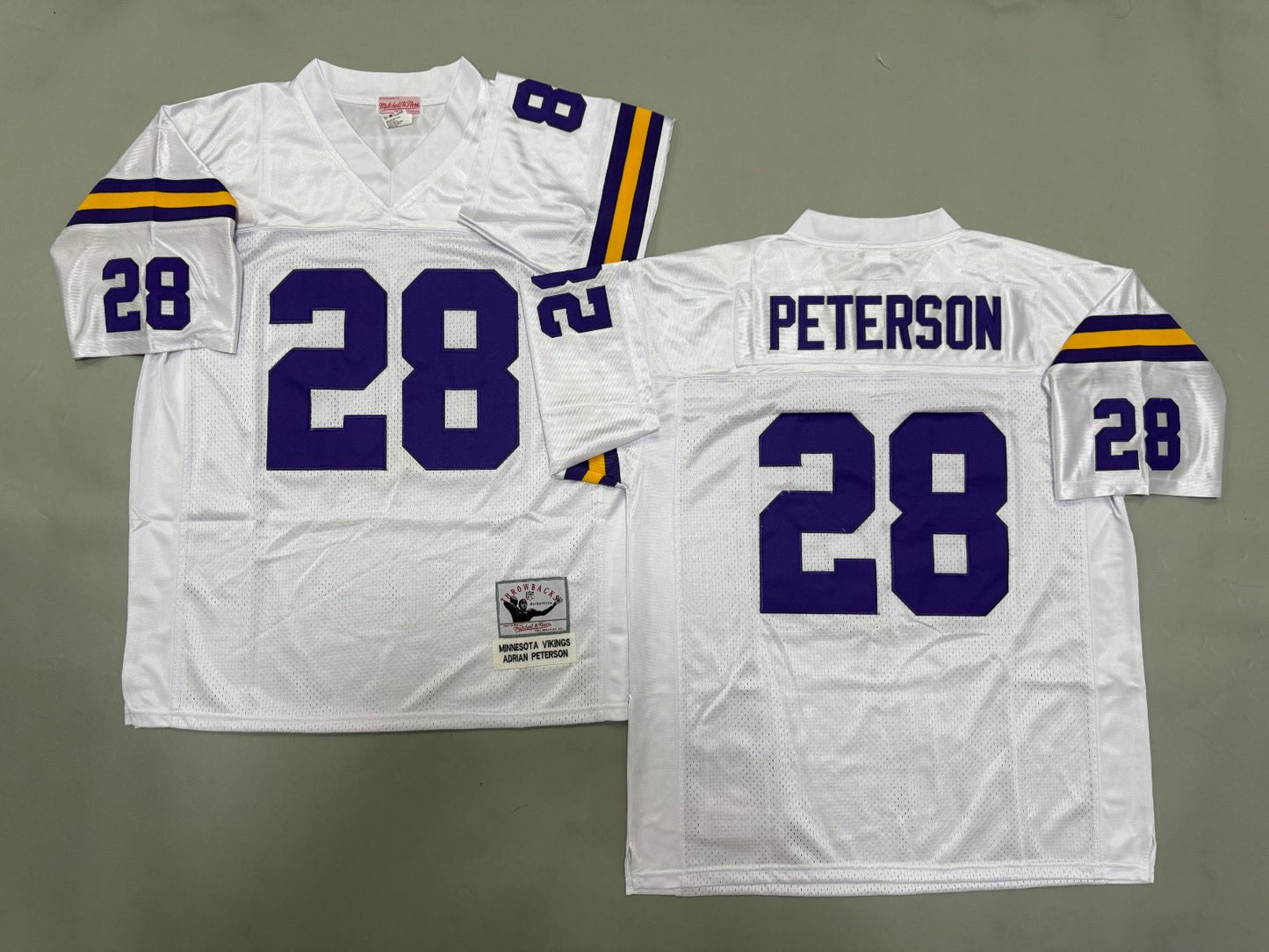 MINNESOTA VIKINGS ADRIAN PETERSON WHITE VINTAGE JERSEY
