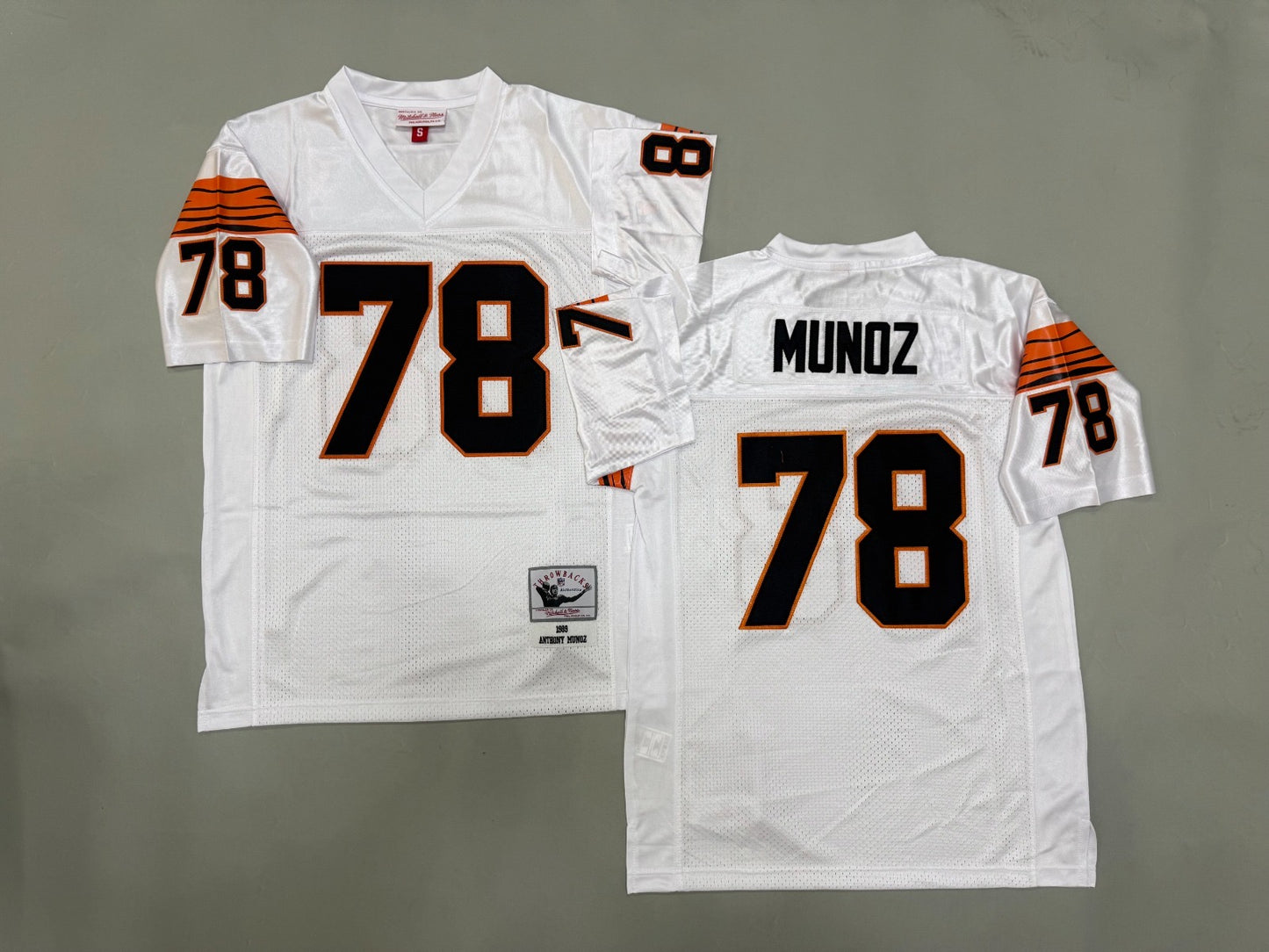 CINCINNATI BENGALS ANTHONY MUNOZ WHITE VINTAGE JERSEY