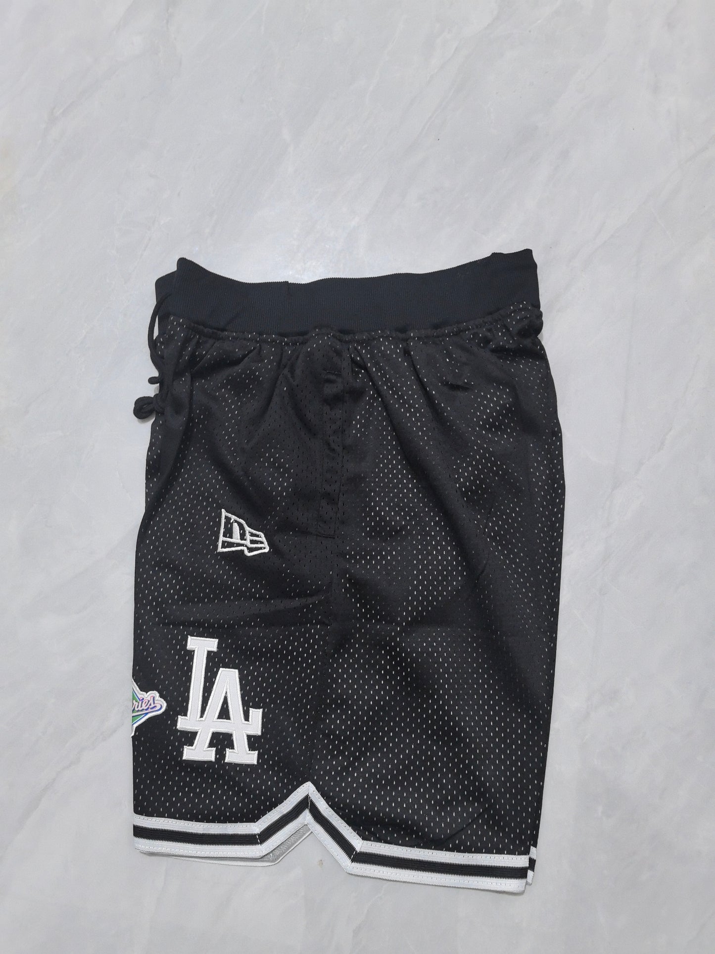 LOS ANGELES DODGERS BLACK SHORTS