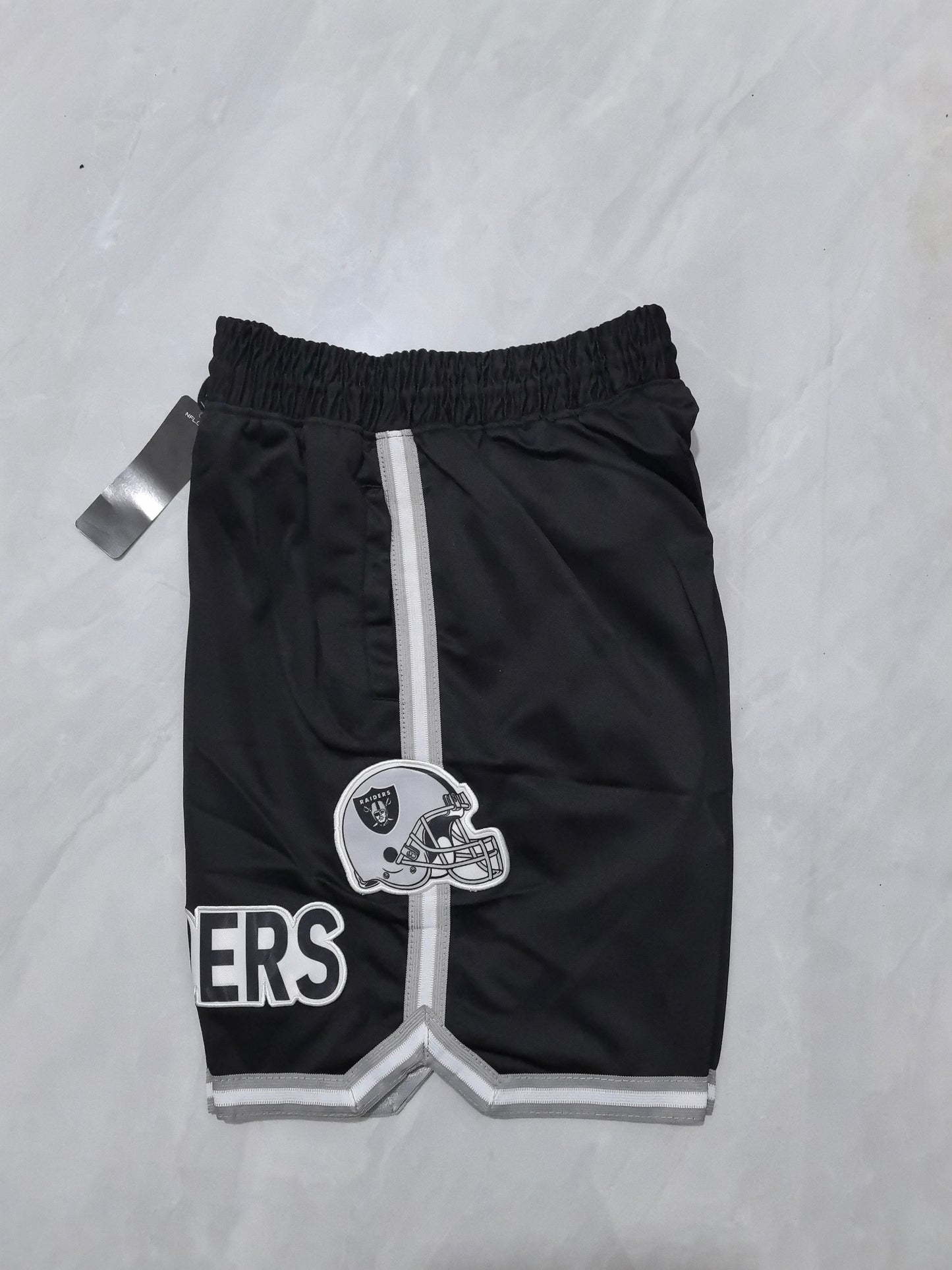 LAS VEGAS RAIDERS BLACK SHORTS