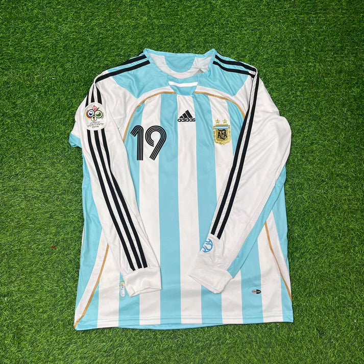 Lionel Messi Argentina 2006 World Cup Retro Long Sleeve Football Jersey