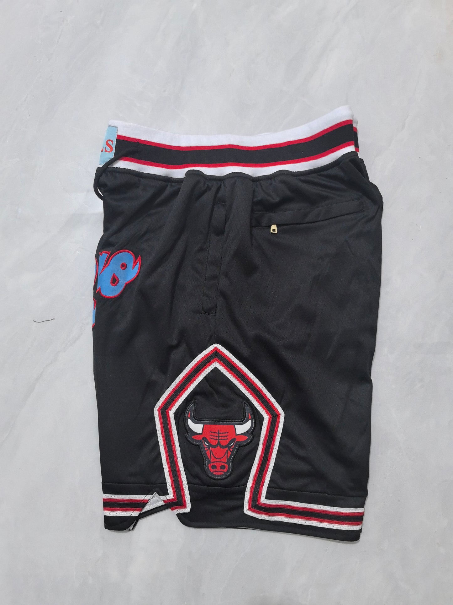 CHICAGO BULLS BLACK SHORTS
