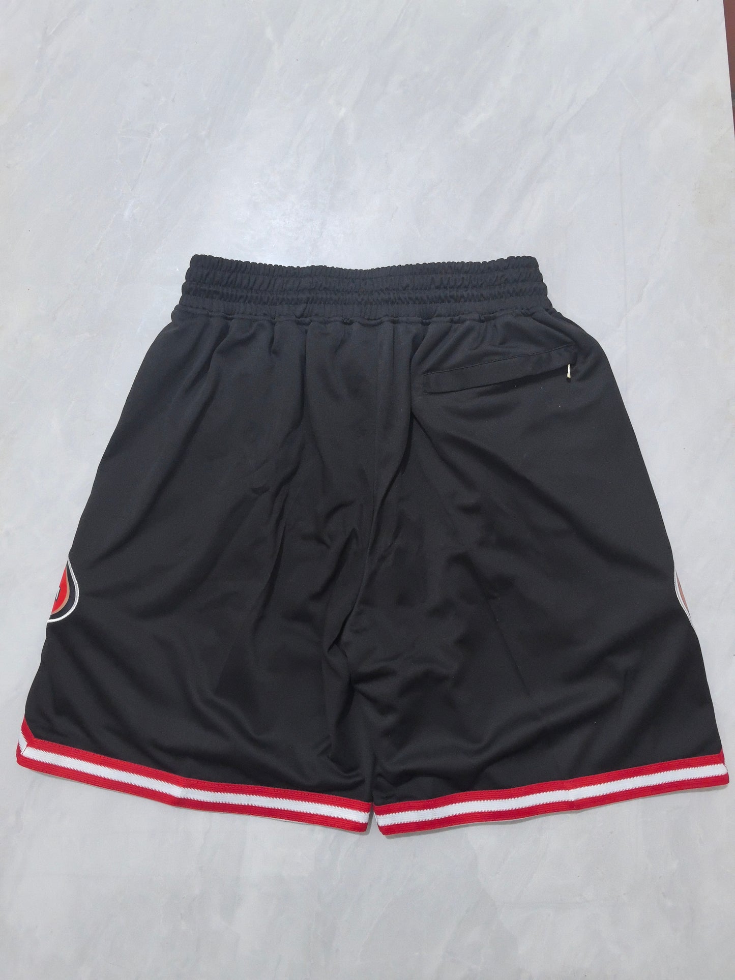 SAN FRANCISCO 49ERS BLACK SHORTS