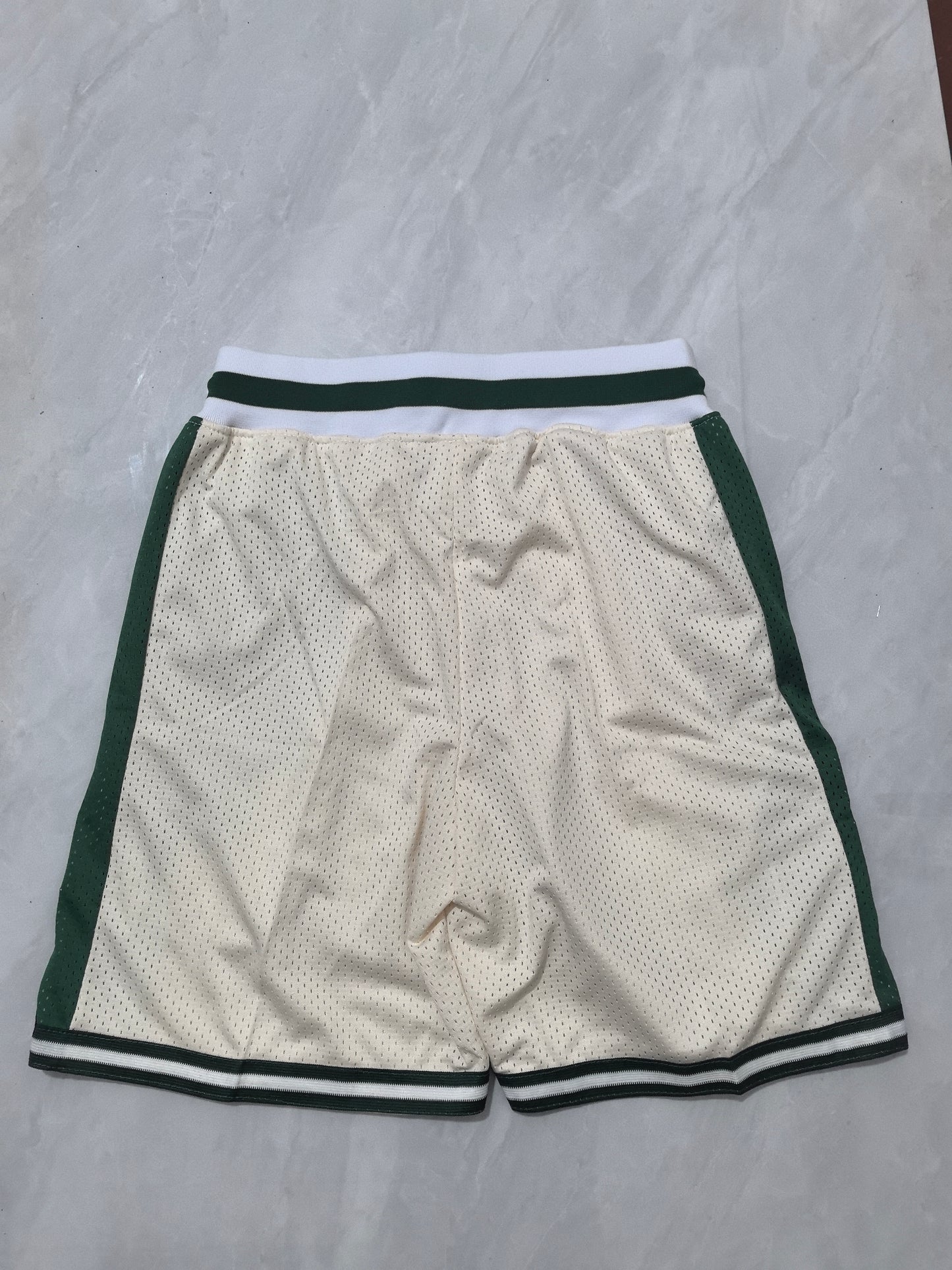 BOSTON CELTICS BEIGE SHORTS