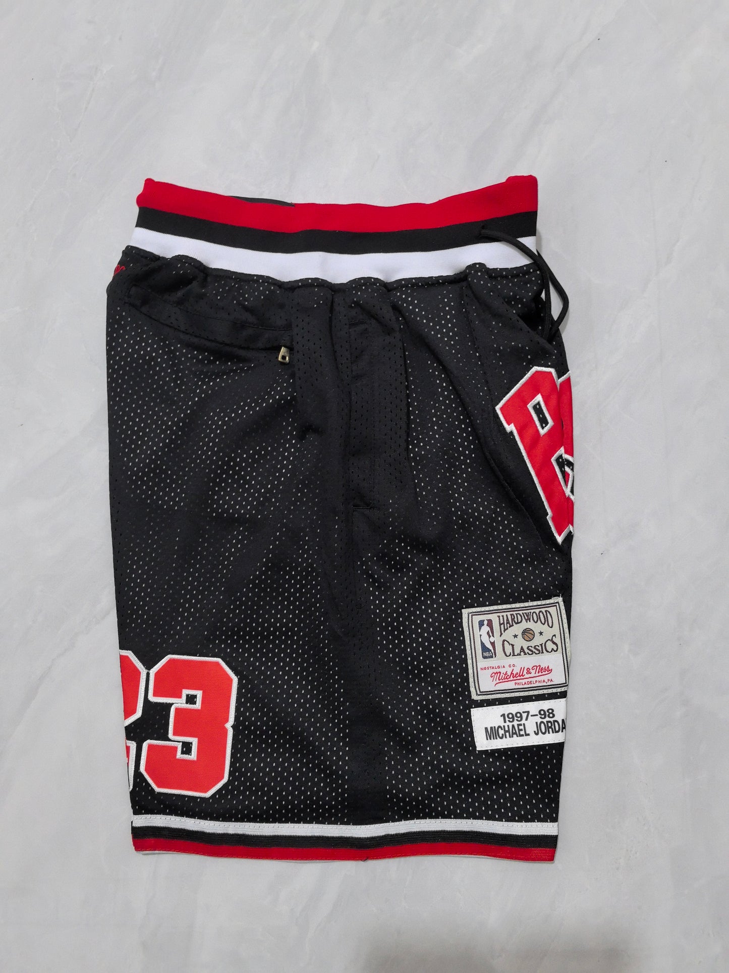 CHICAGO BULLS BLACK SHORTS