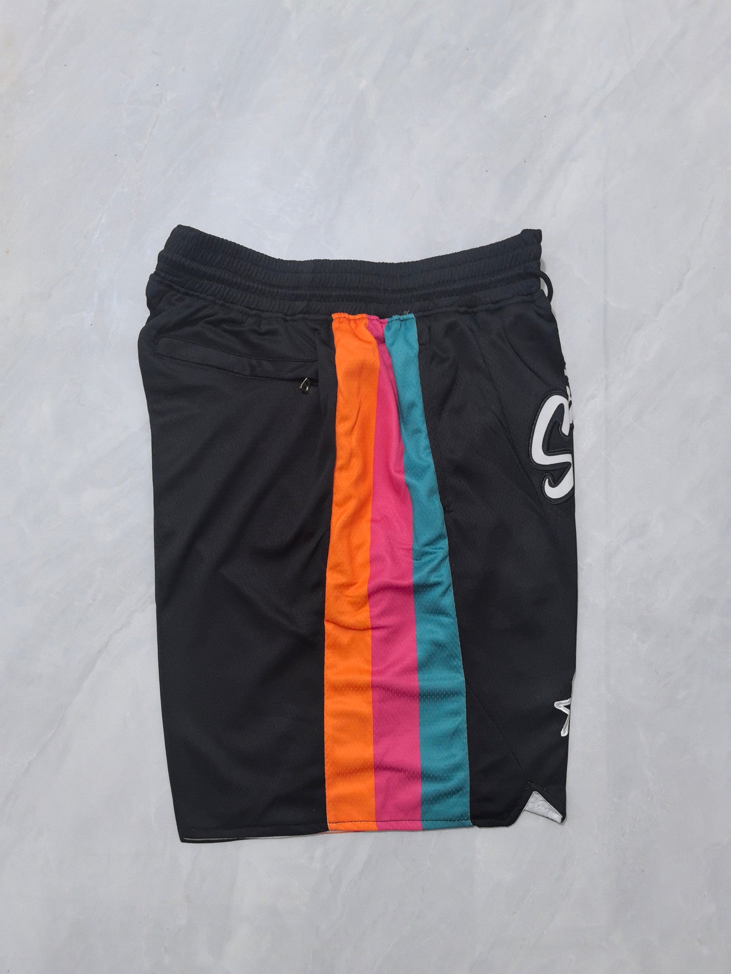 SAN ANTONIO SPURS FIESTA SHORTS