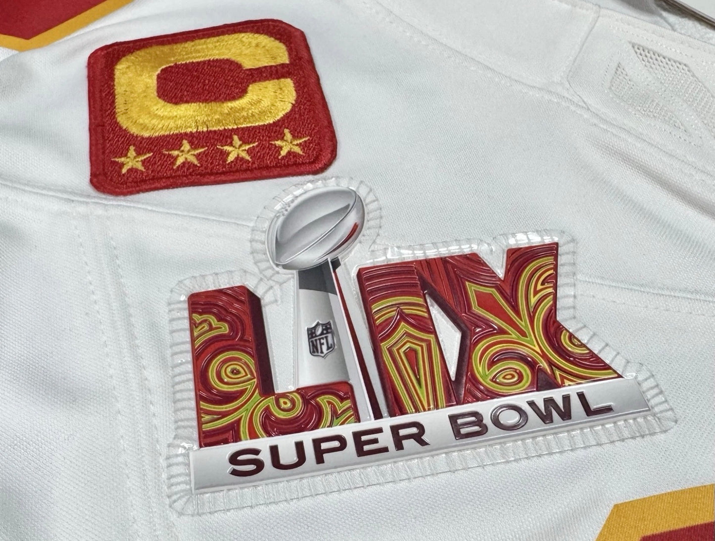 KANSAS CITY CHIEFS PATRICK MAHOMES WHITE SUPERBOWL JERSEY
