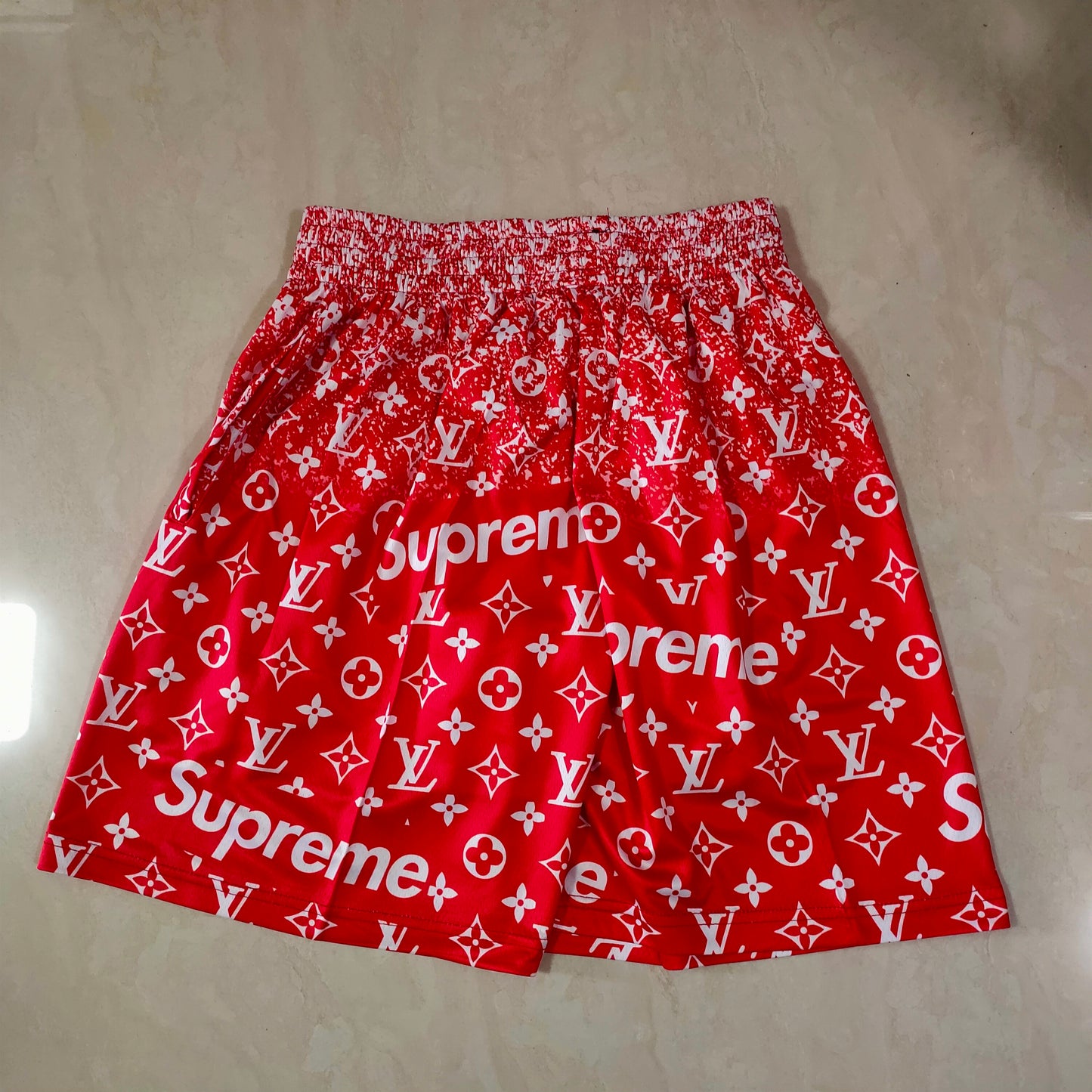 CHICAGO BULLS SUPREME LOUIE V RED SHORTS