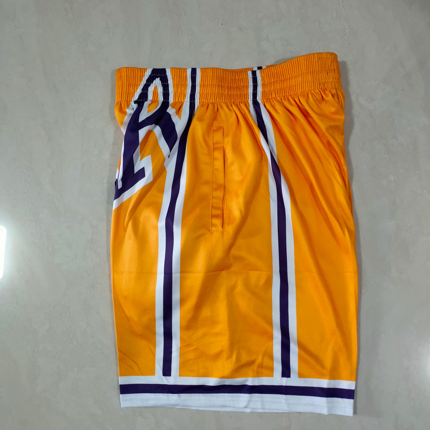 LOS ANGELES LAKERS YELLOW SHORTS