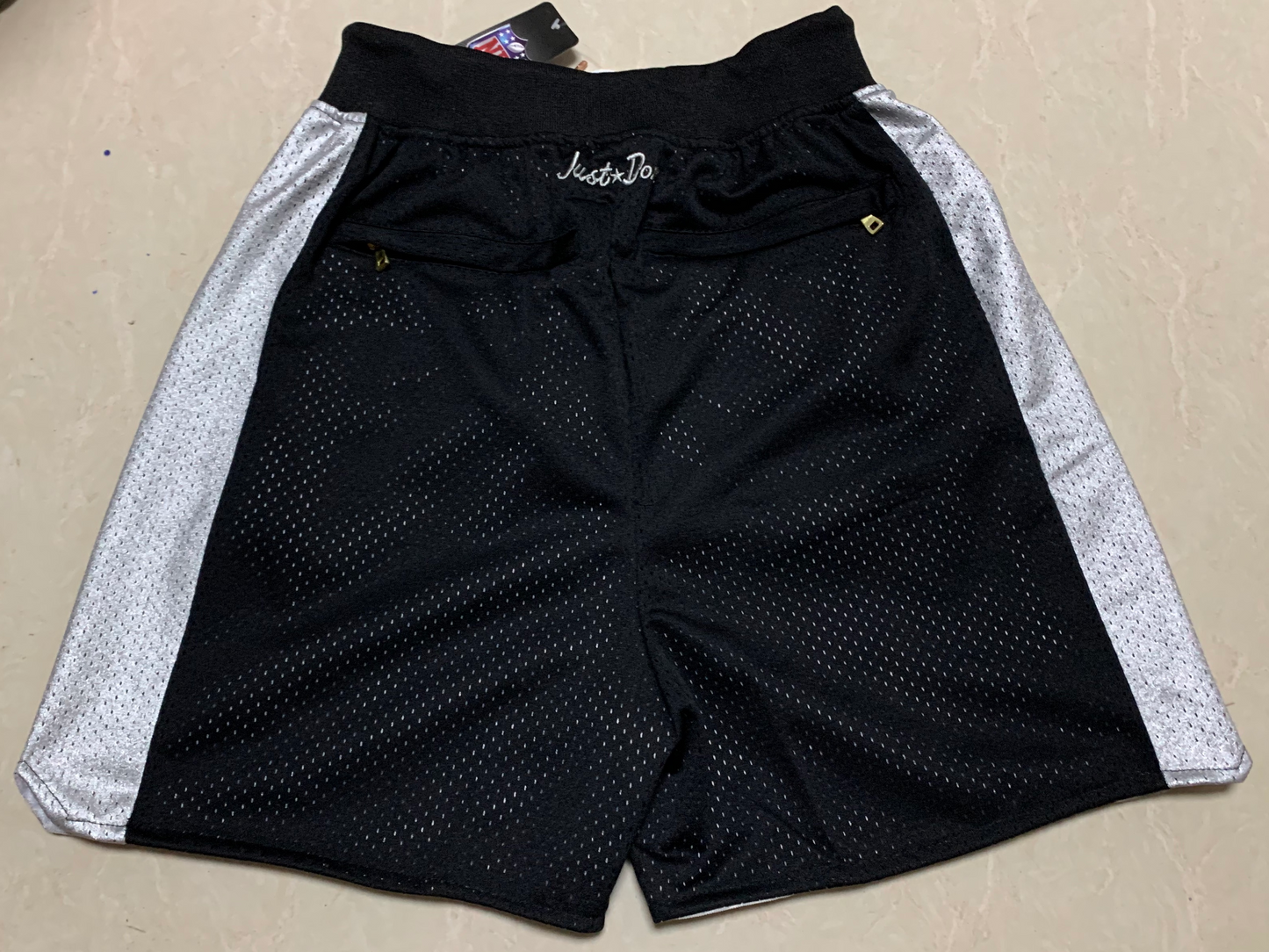 LAS VEGAS RAIDERS BLACK SHORTS