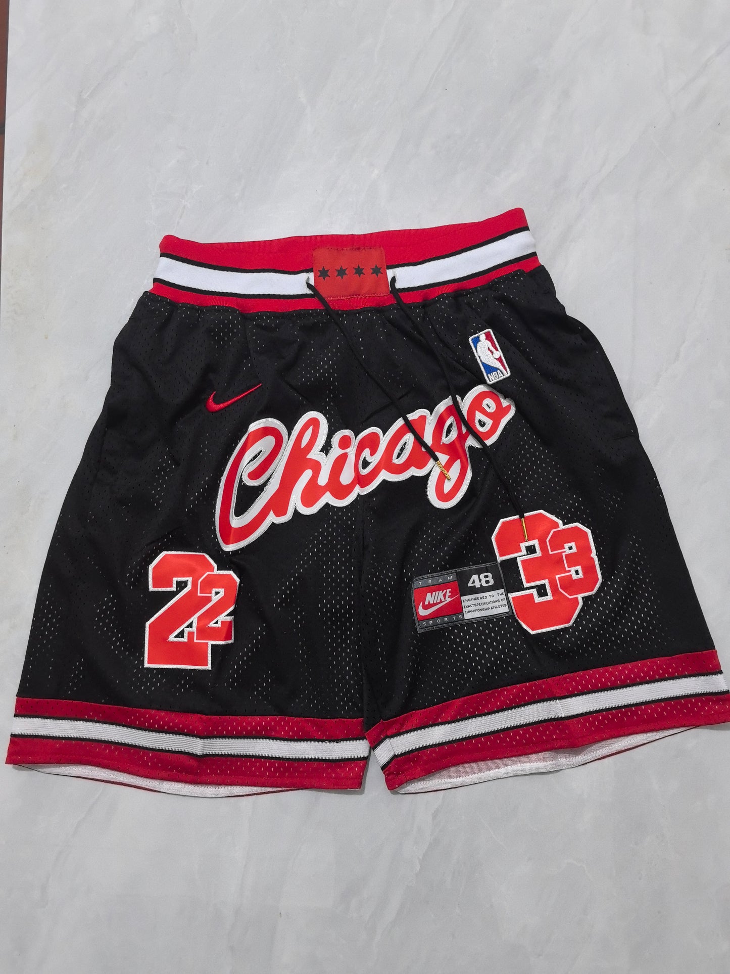CHICAGO BULLS MICHAEL JORDAN BLACK SHORTS