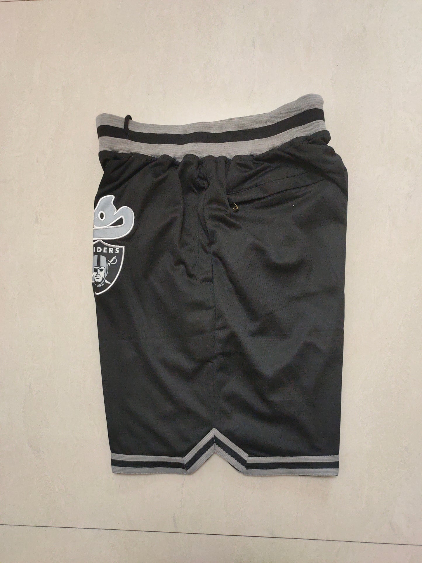 LAS VEGAS RAIDERS BLACK SHORTS