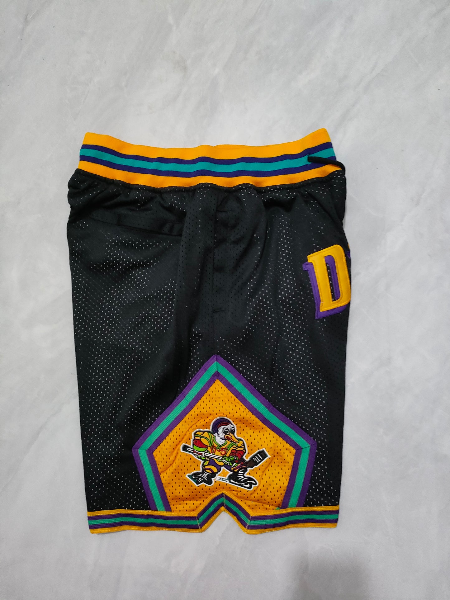 OREGON DUCKS BLACK SHORTS