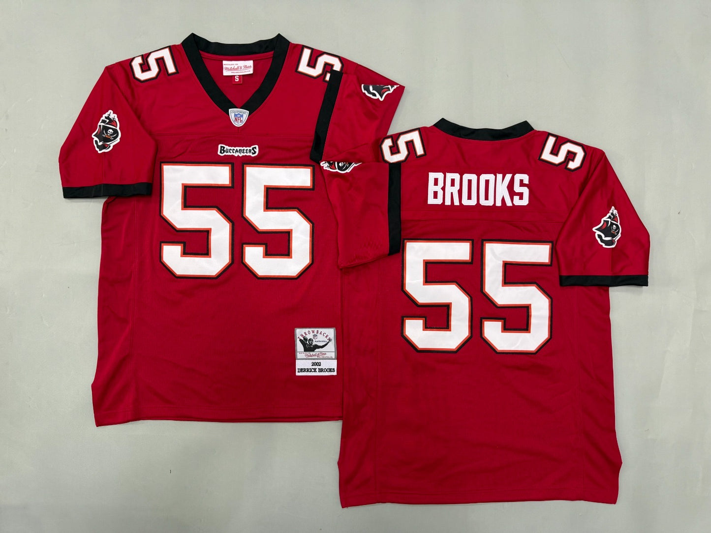 TAMPA BAY BUCCANEERS DERRICK BROOKS RED VINTAGE JERSEY
