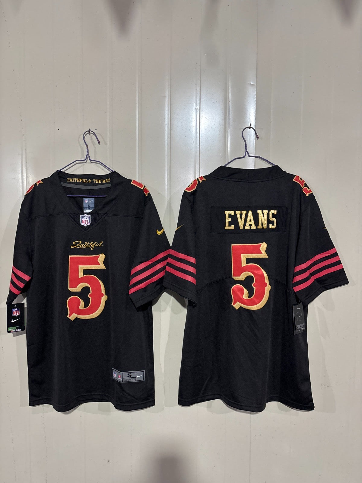 San Francisco 49ers Mike Evans rivalry jersey ￼