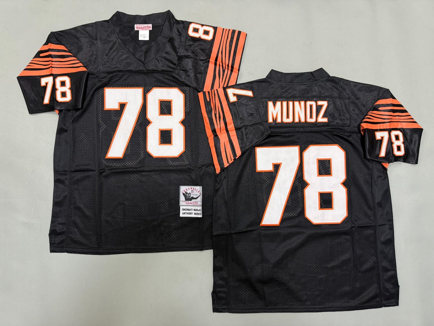 CINCINNATI BENGALS ANTHONY MUNOZ BLACK VINTAGE JERSEY