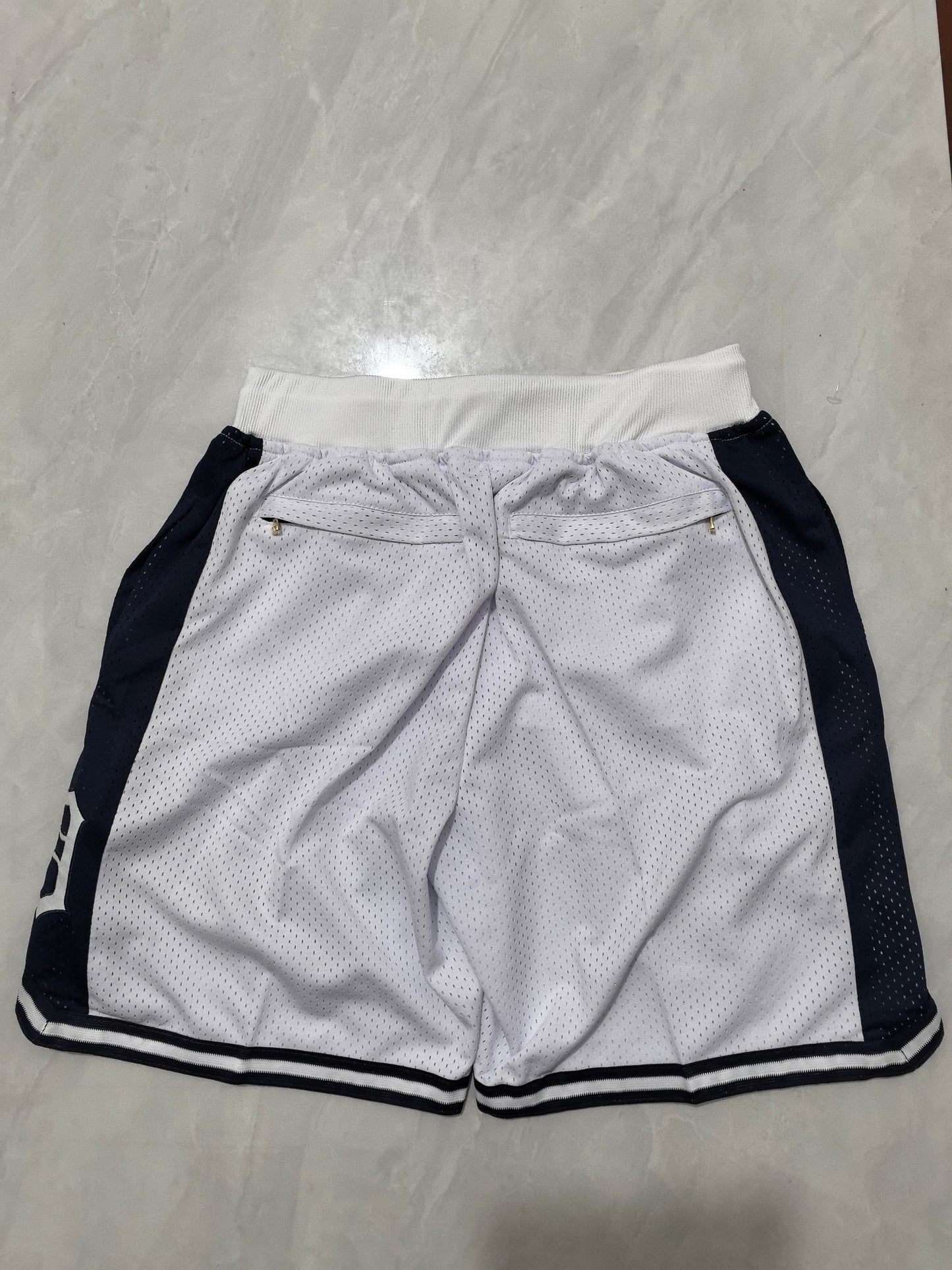 DETROIT TIGERS WHITE SHORTS