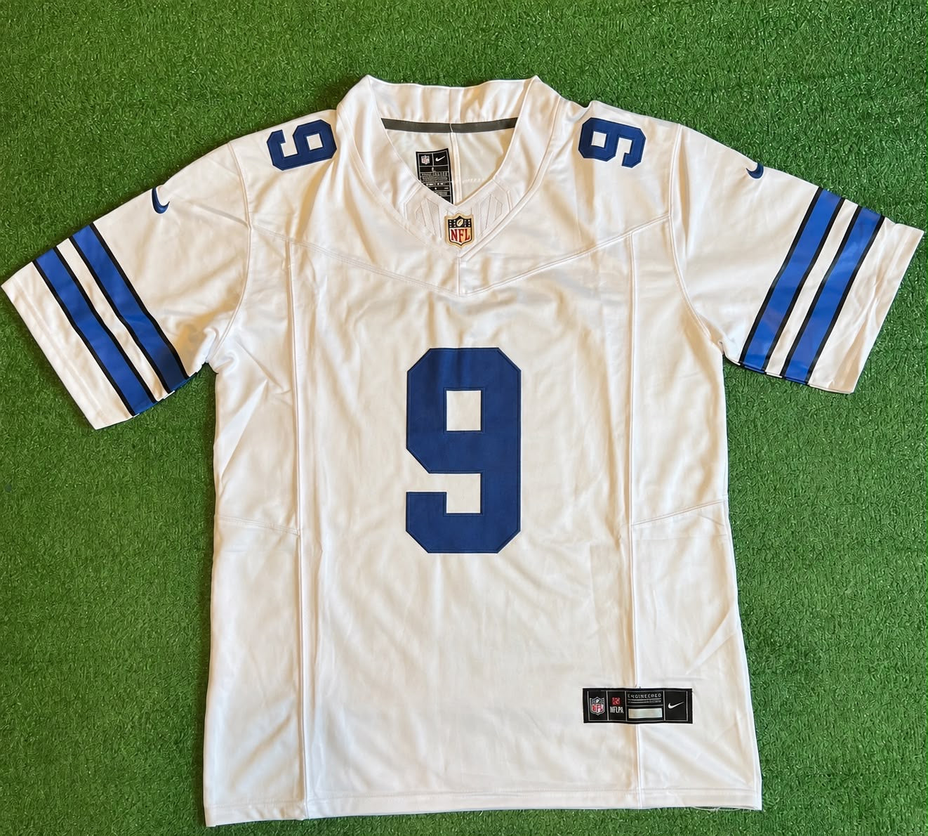 DALLAS COWBOYS KAVONTAE TURPIN WHITE JERSEY
