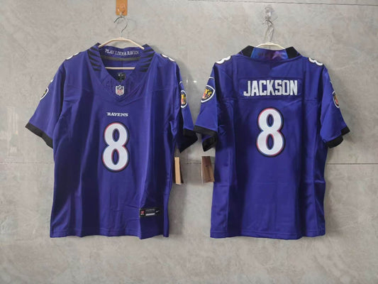 Baltimore Ravens Lamar Jackson, purple jersey ￼