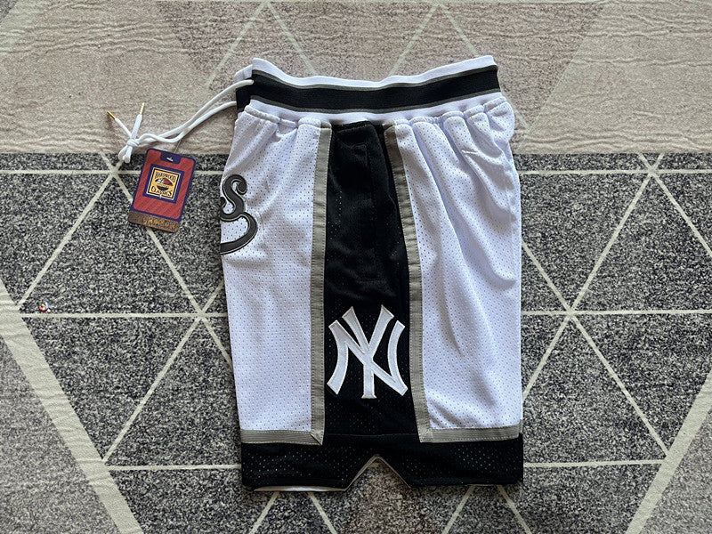 NEW YORK YANKEES WHITE SHORTS