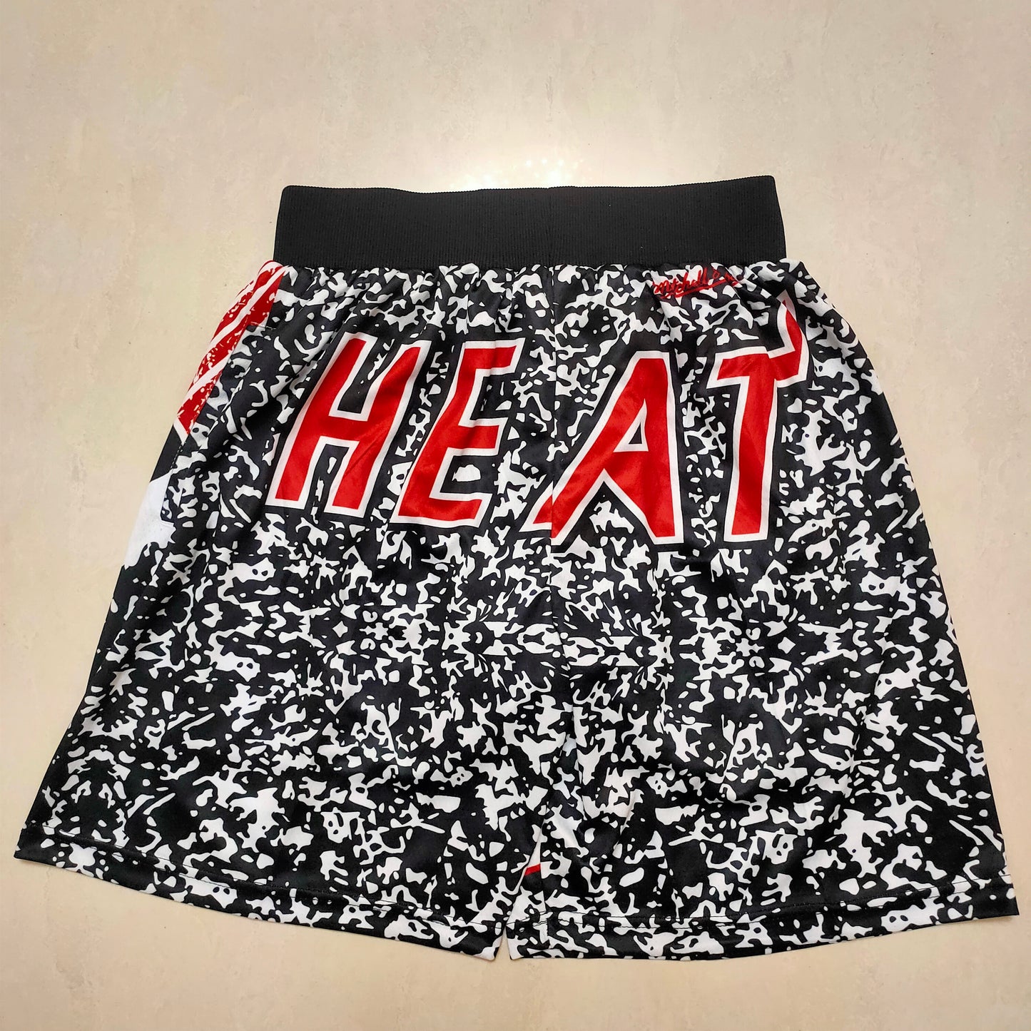 MIAMI HEAT BLACK SHORTS