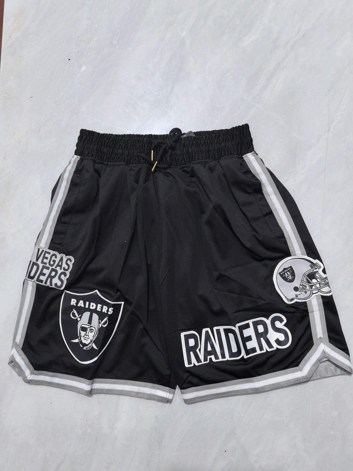 LAS VEGAS RAIDERS BLACK SHORTS