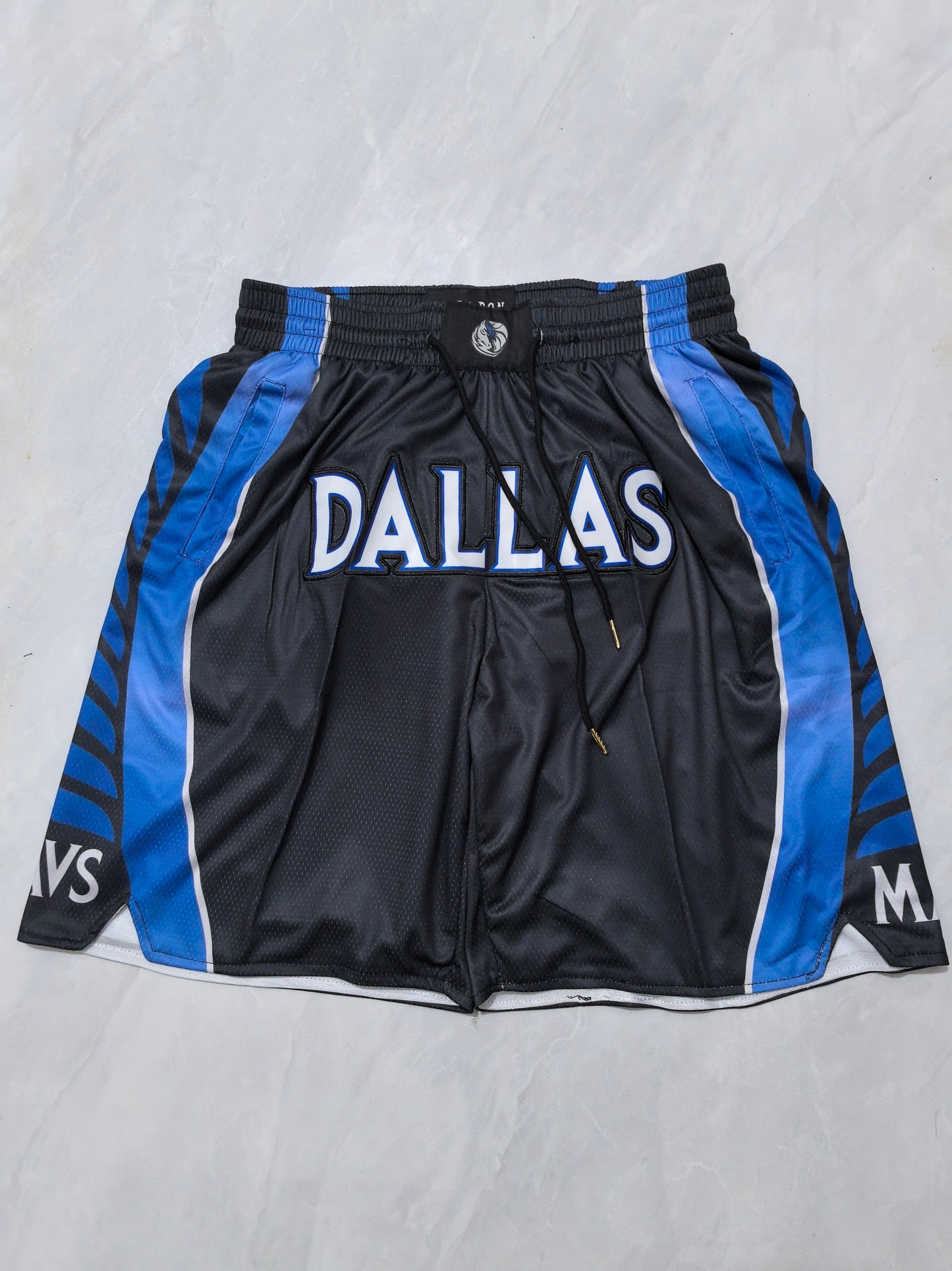 DALLAS MAVERICKS BLACK SHORTS