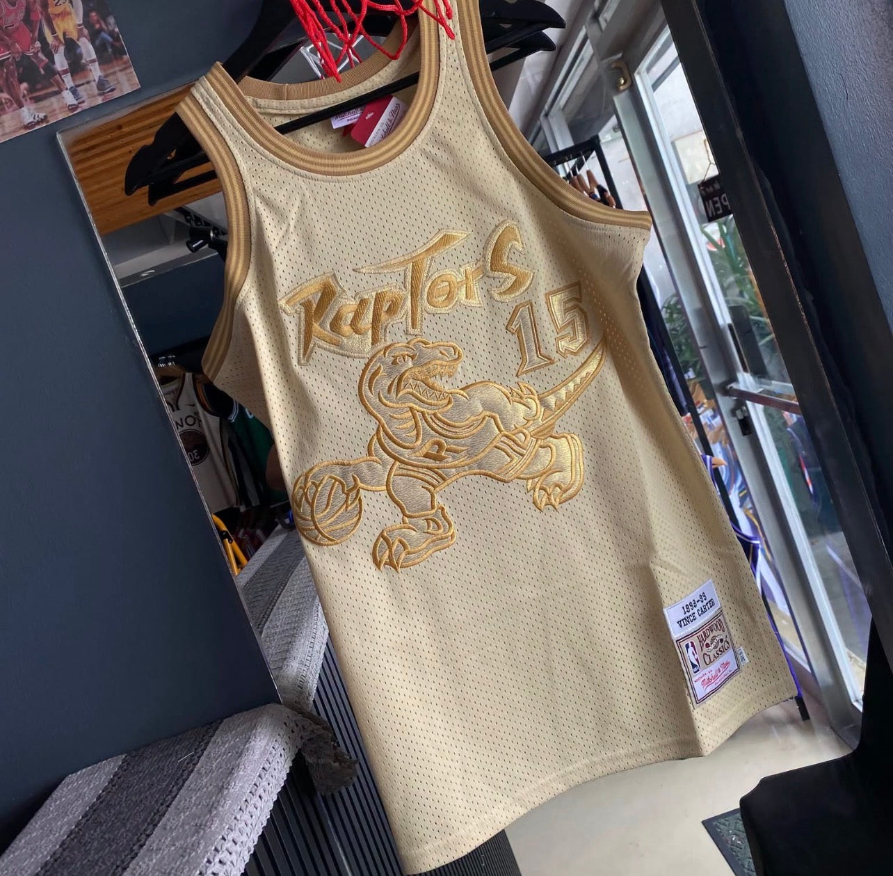 TORONTO RAPTORS VINCE CARTER GOLD VINTAGE JERSEY
