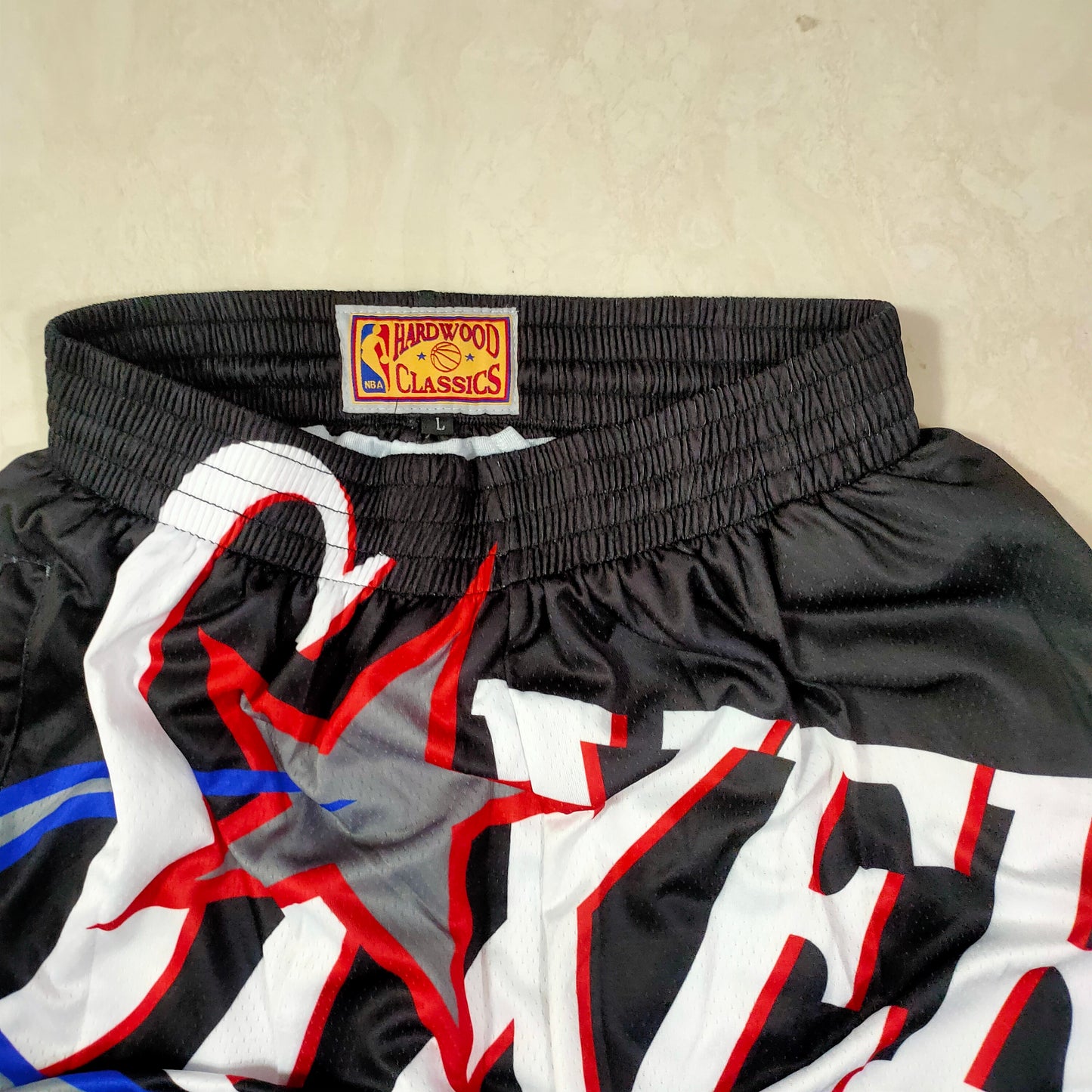 PHILIDELPHIA 76ERS BLACK SHORTS