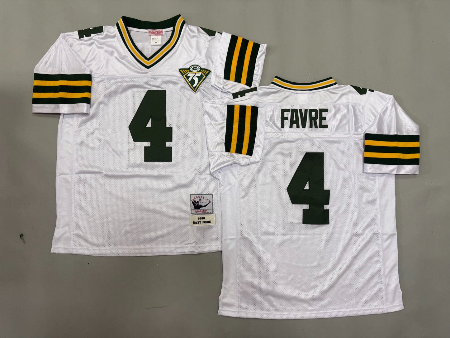 GREEN BAY PACKERS BRETT FAVRE WHITE VINTAGE JERSEY