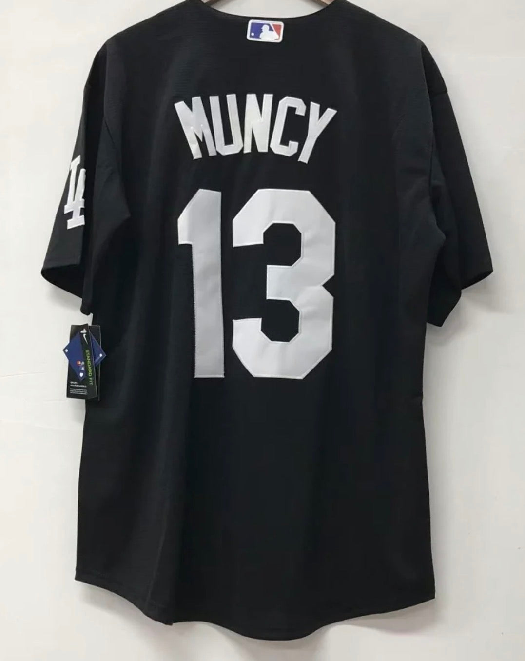 LOS ANGELES DODGERS MAX MUNCY BLACK JERSEY