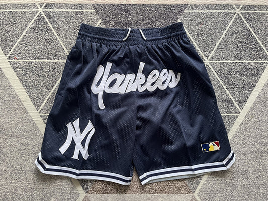 NEW YORK YANKEES BLUE SHORTS