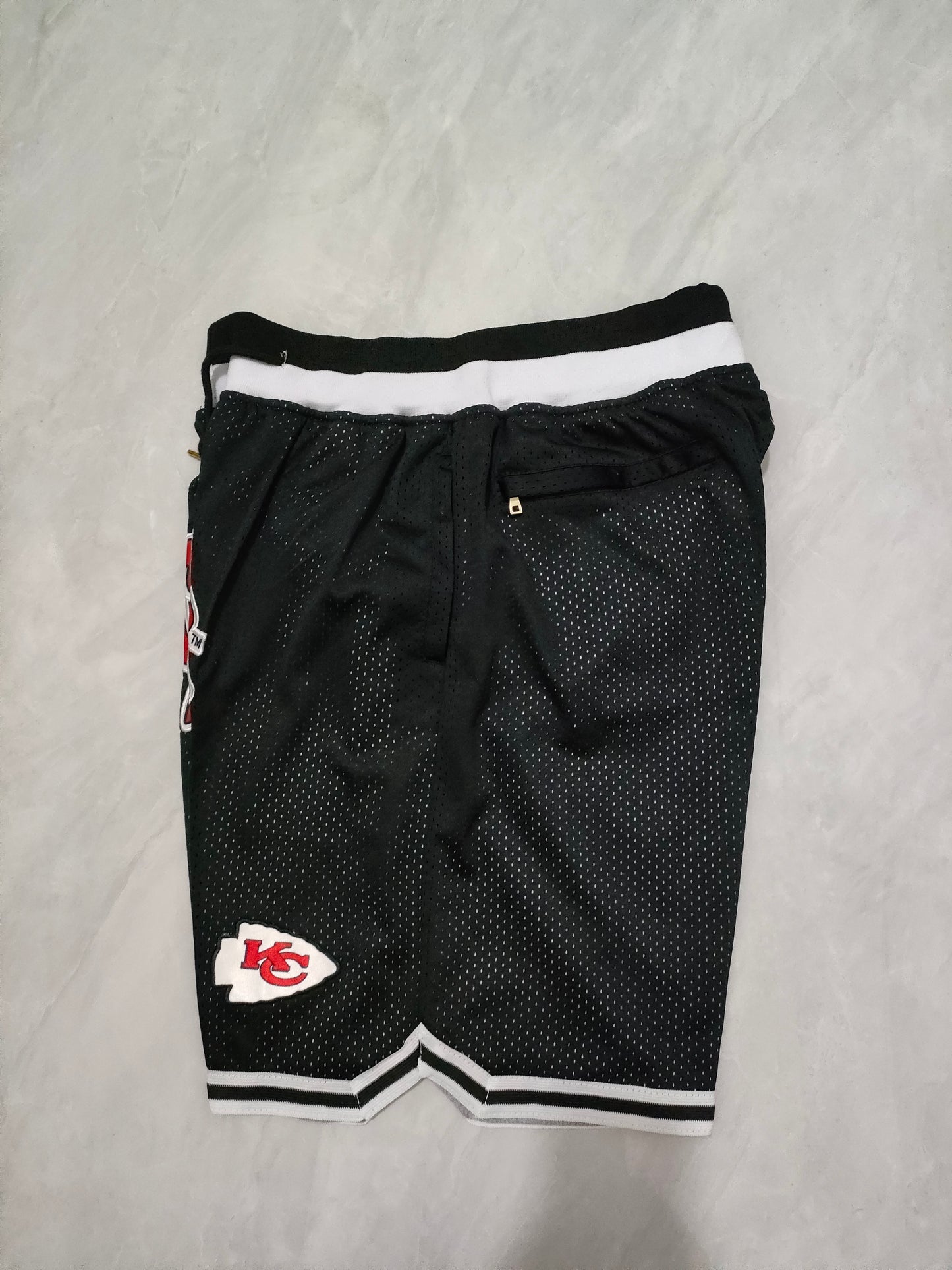 KANSAS CITY CHIEFS BLACK SHORTS