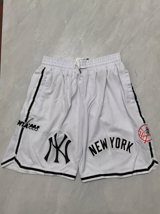 NEW YORK YANKEES WHITE SHORTS