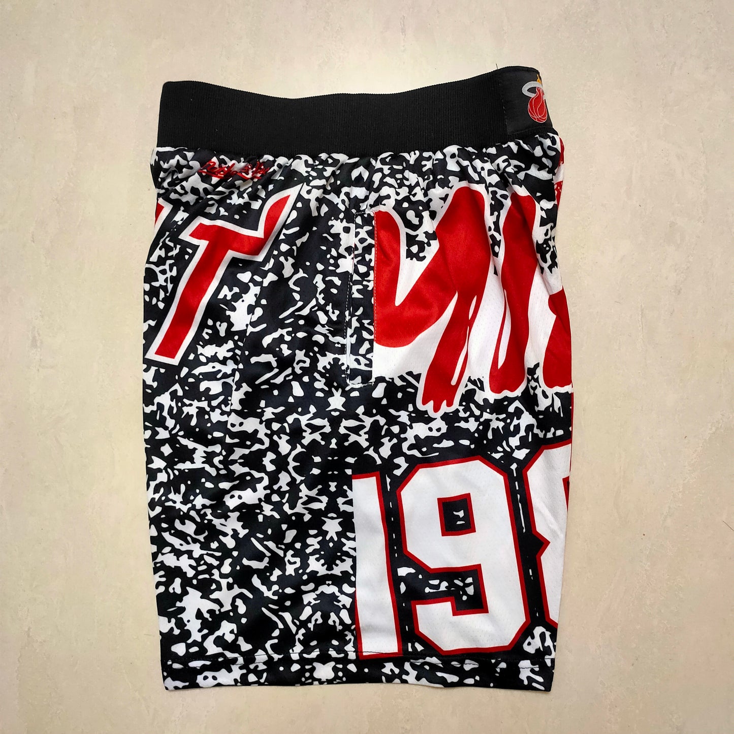 MIAMI HEAT BLACK SHORTS