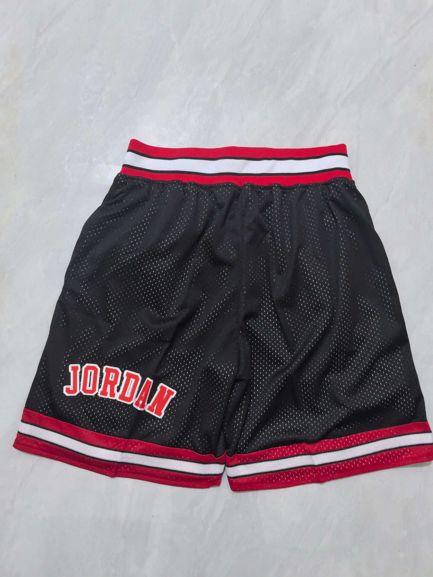 CHICAGO BULLS MICHAEL JORDAN BLACK SHORTS
