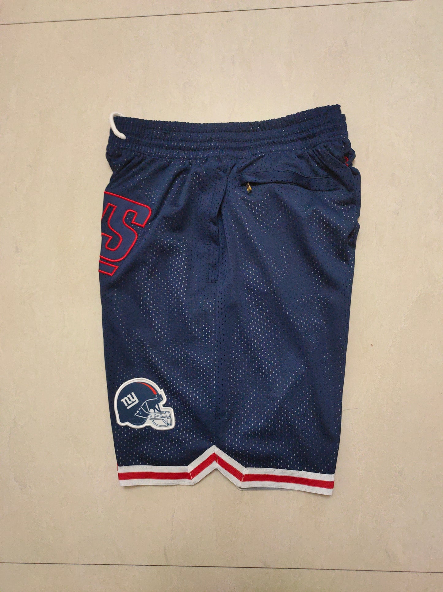 NEW YORK GIANTS BLACK SHORTS
