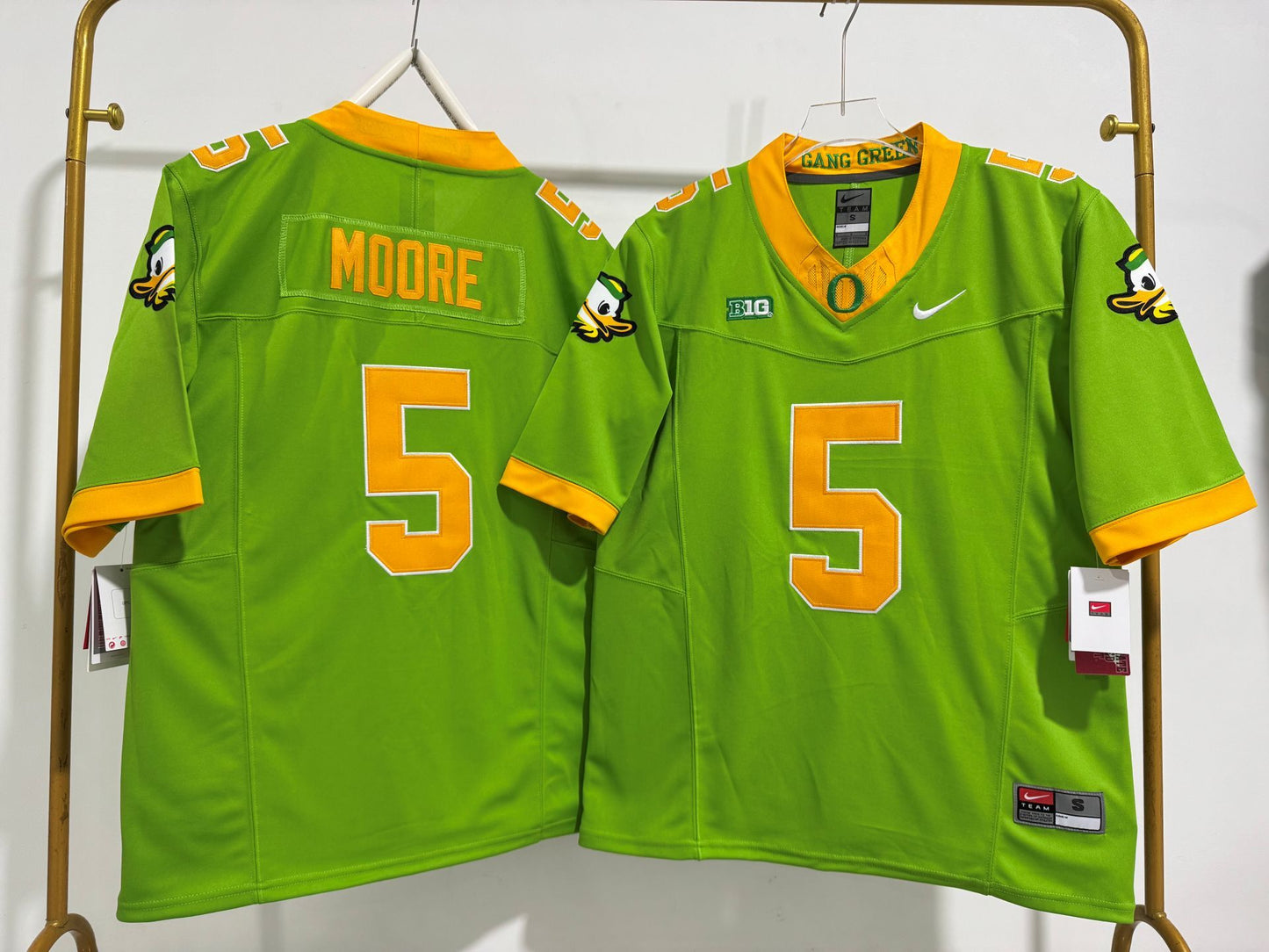 OREGON DUCKS DANTE MOORE GREEN JERSEY