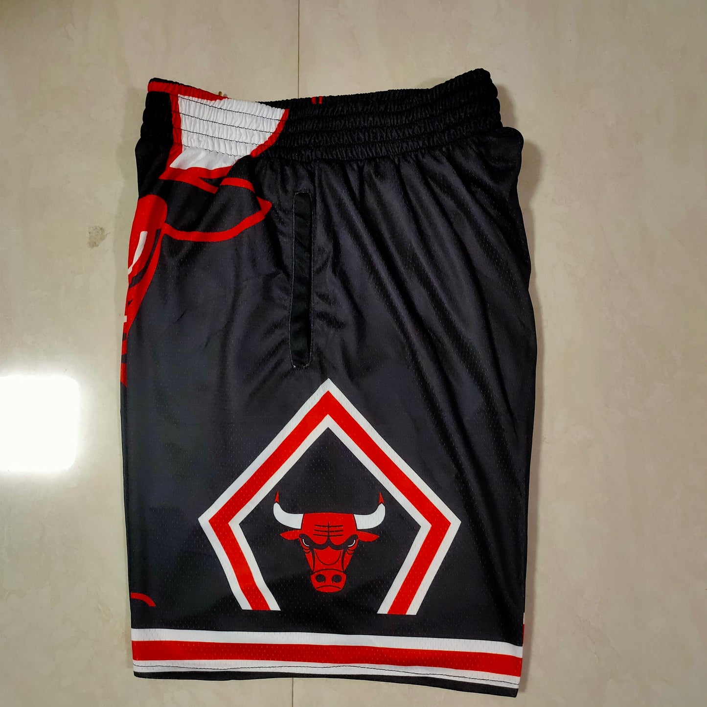 CHICAGO BULLS BLACK SHORTS
