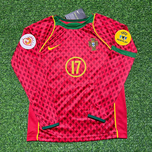 Cristiano Ronaldo Portugal EURO 2004 Long Sleeve Retro Home Red Football Jersey