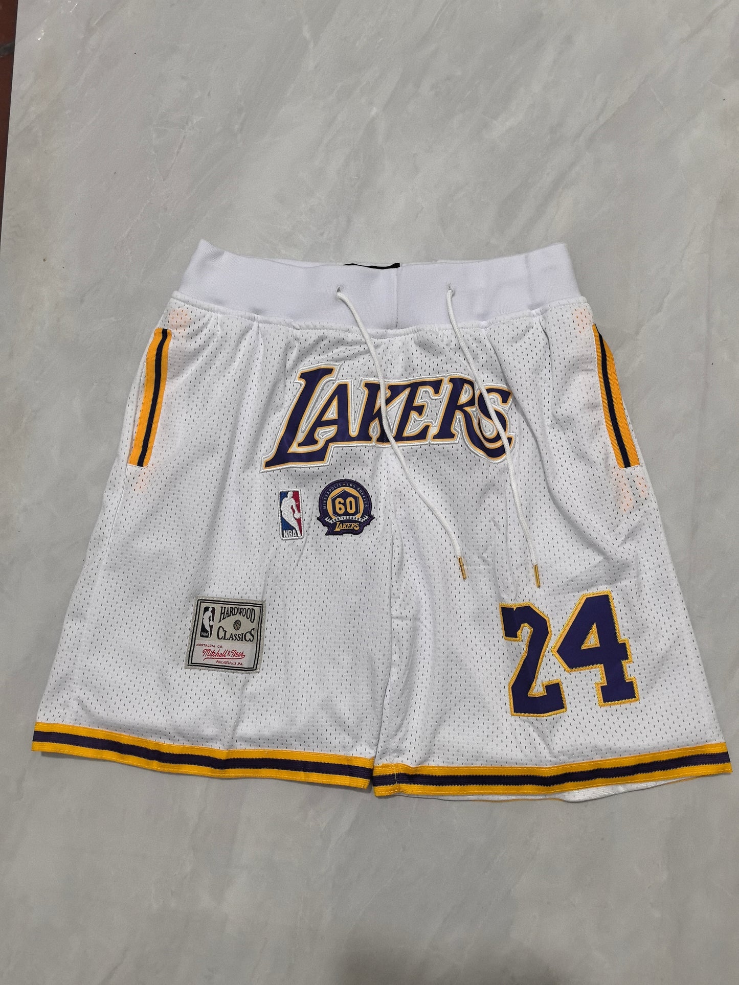 LOS ANGELES LAKERS WHITE SHORTS