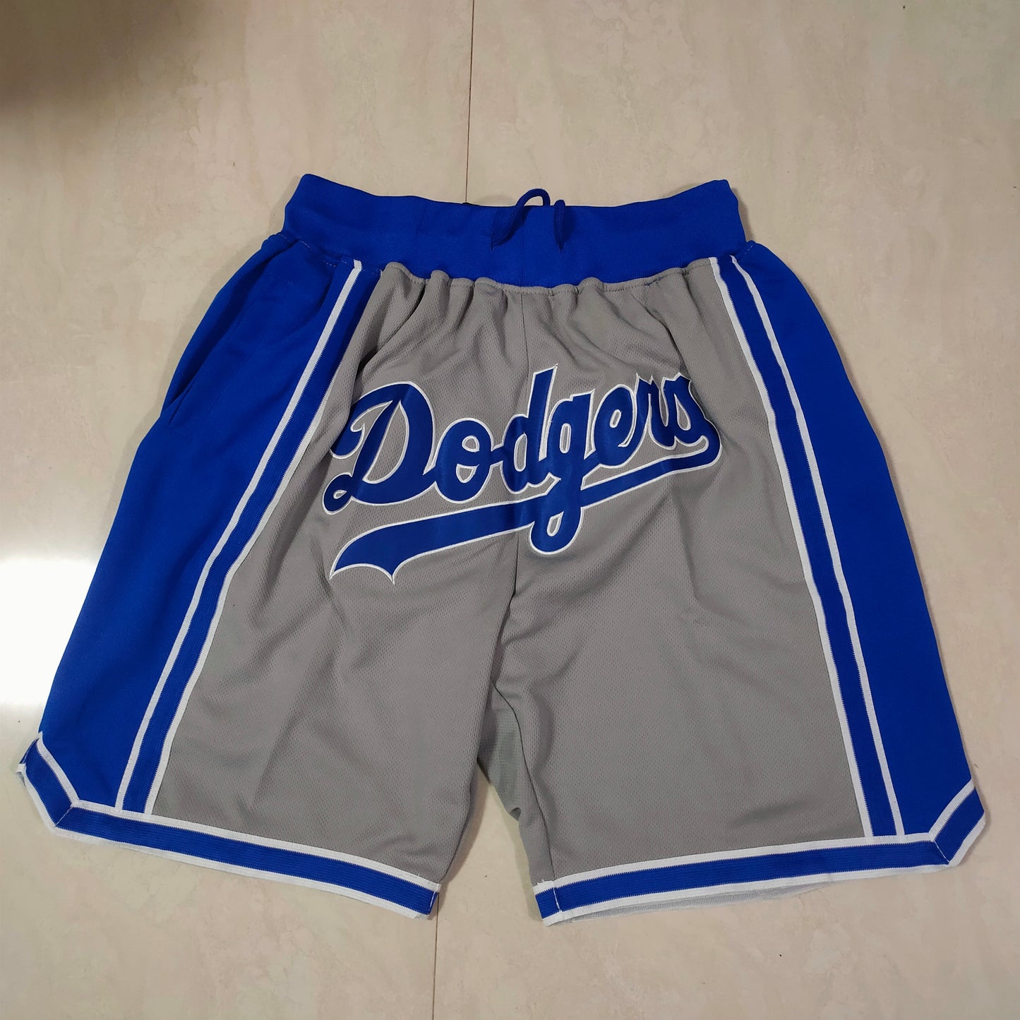 LOS ANGELES DODGERS GREY SHORTS
