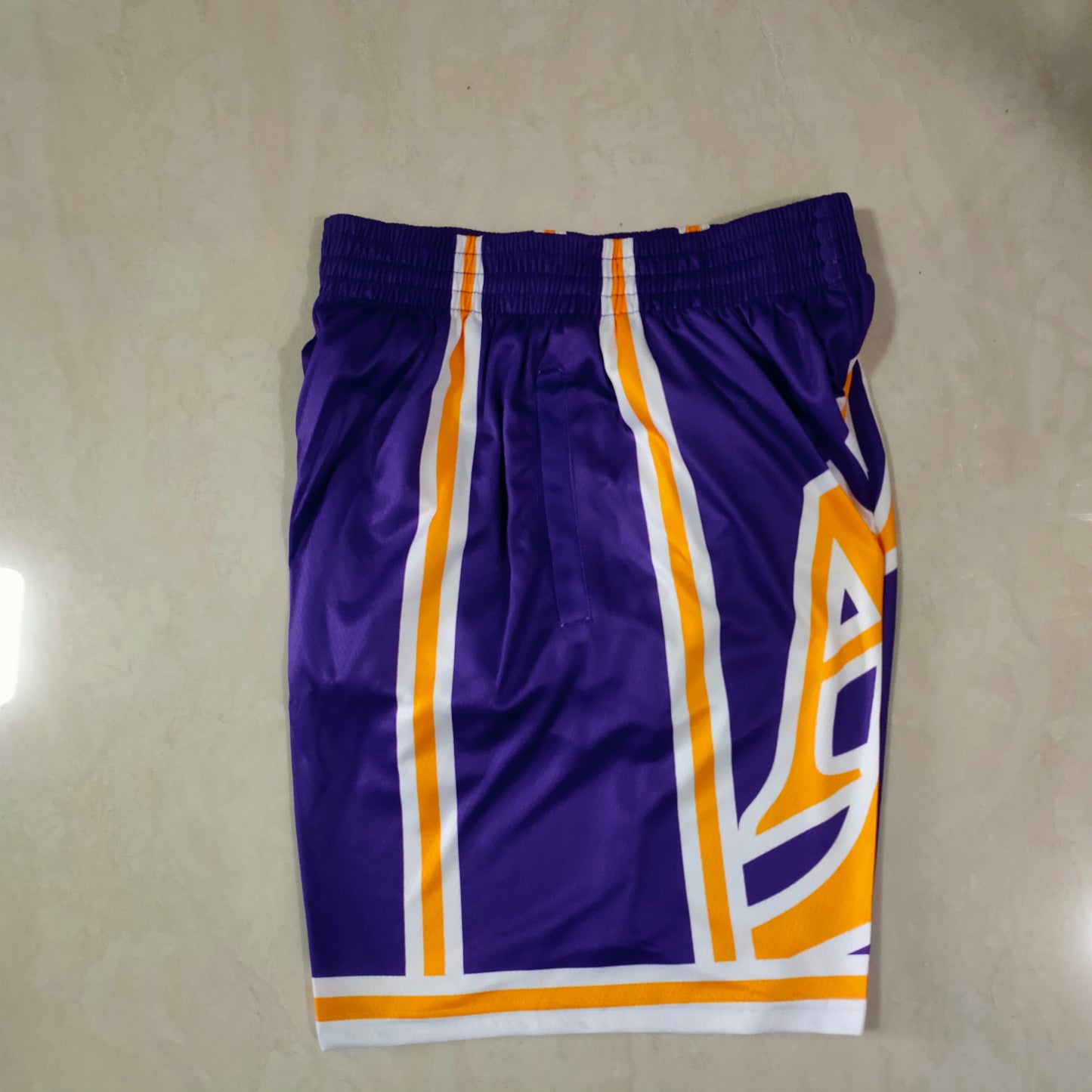 LOS ANGELES LAKERS PURPLE SHORTS